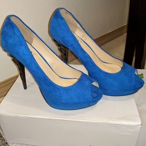 Womens size 10 Stillhetto Heels
